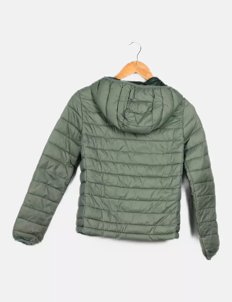 Pull&Bear Plumifero verde básico