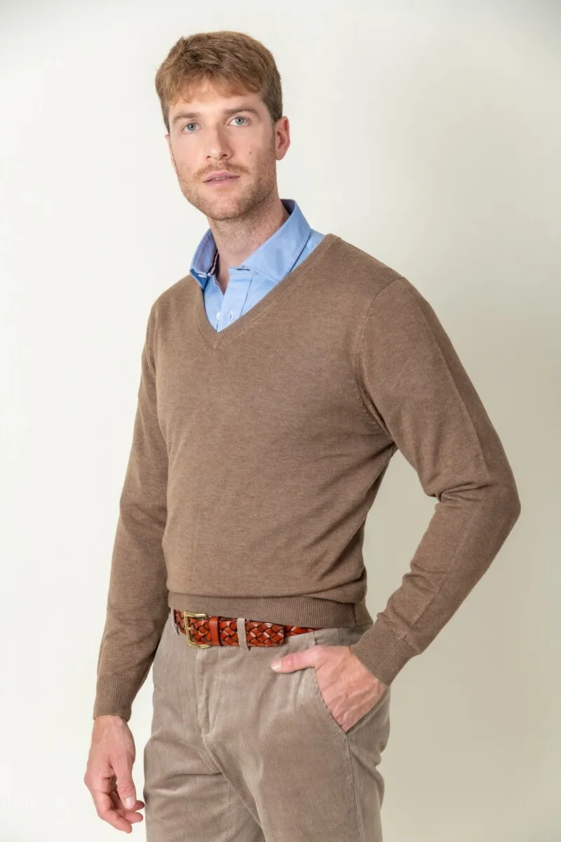 Sweater escote V lana. - Tostado